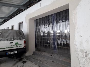 33. Zavětrování průchodu skotu ve stáji