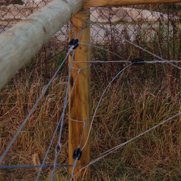 6. Detail propojen   dr  t  .