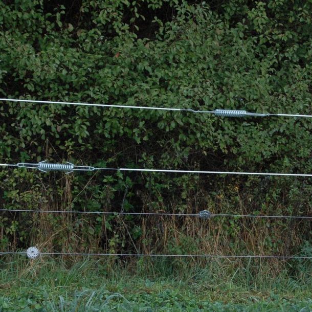 a24. Detail kompenza  n   pru  iny a nap  n  ku NZ.