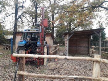 51. Oplocení koní v zámeckém parku v Drahenicích